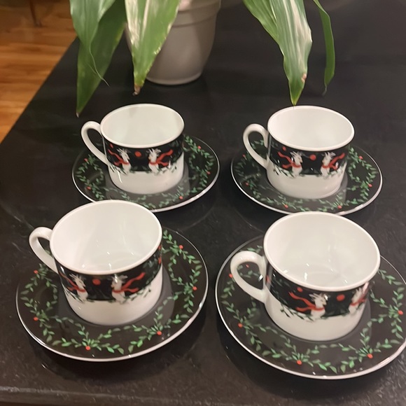 Cocky Twos Holiday Cup & Saucer - Bridget Dobson - Set of 4 - Picture 3 of 13